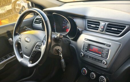 KIA Rio III рестайлинг, 2015 год, 999 000 рублей, 6 фотография