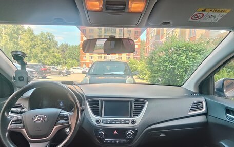 Hyundai Solaris II рестайлинг, 2018 год, 1 200 000 рублей, 5 фотография