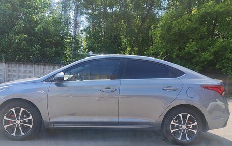 Hyundai Solaris II рестайлинг, 2018 год, 1 200 000 рублей, 3 фотография