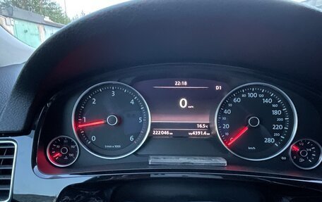 Volkswagen Touareg III, 2012 год, 2 350 000 рублей, 9 фотография