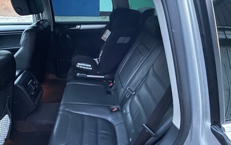 Volkswagen Touareg III, 2012 год, 2 350 000 рублей, 13 фотография