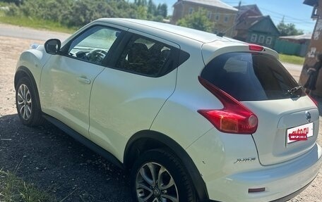 Nissan Juke II, 2014 год, 900 000 рублей, 3 фотография