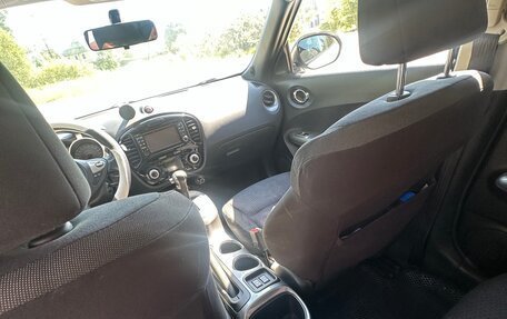 Nissan Juke II, 2014 год, 900 000 рублей, 14 фотография
