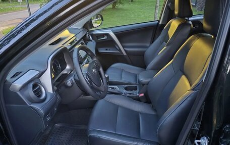 Toyota RAV4, 2016 год, 2 350 000 рублей, 9 фотография