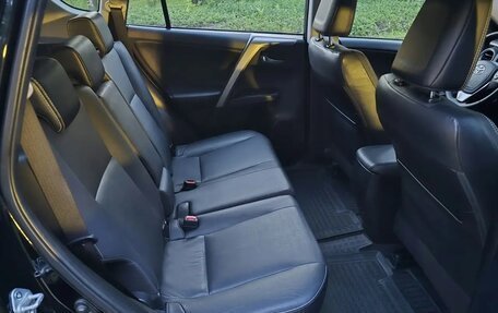Toyota RAV4, 2016 год, 2 350 000 рублей, 8 фотография
