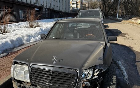 Mercedes-Benz W124, 1993 год, 350 000 рублей, 8 фотография
