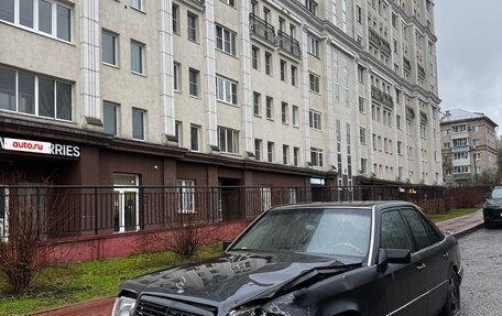 Mercedes-Benz W124, 1993 год, 350 000 рублей, 9 фотография