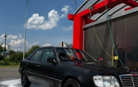 Mercedes-Benz W124, 1993 год, 350 000 рублей, 3 фотография