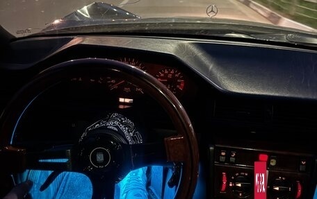 Mercedes-Benz W124, 1993 год, 350 000 рублей, 14 фотография
