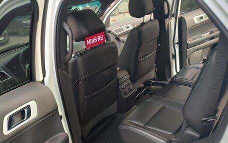 Ford Explorer VI, 2013 год, 2 600 000 рублей, 9 фотография