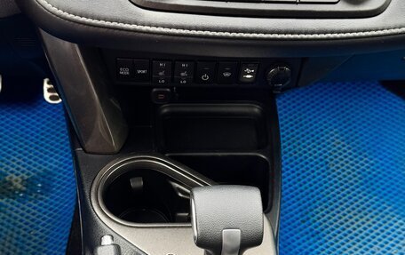 Toyota RAV4, 2015 год, 2 700 000 рублей, 13 фотография