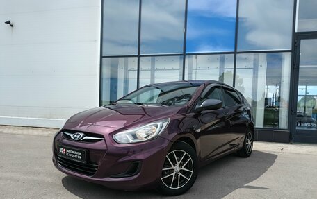 Hyundai Solaris II рестайлинг, 2011 год, 745 000 рублей, 1 фотография