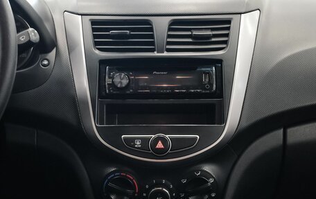 Hyundai Solaris II рестайлинг, 2014 год, 856 000 рублей, 15 фотография