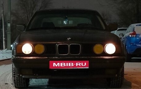 BMW 5 серия, 1991 год, 690 000 рублей, 2 фотография