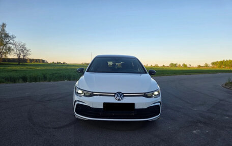 Volkswagen Golf VIII, 2022 год, 2 084 492 рублей, 2 фотография