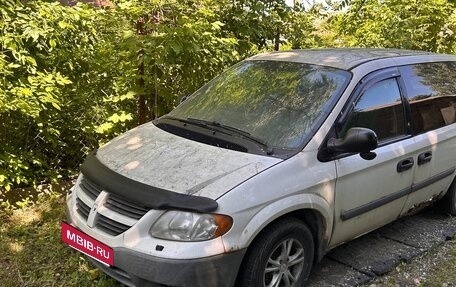 Dodge Caravan IV, 2004 год, 240 000 рублей, 2 фотография