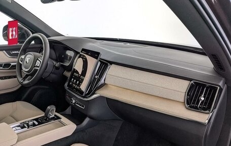 Volvo XC90 II рестайлинг, 2025 год, 9 300 000 рублей, 9 фотография