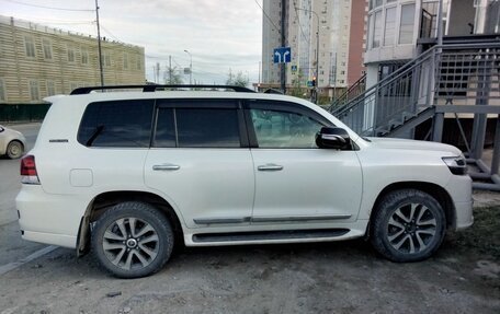 Toyota Land Cruiser 200, 2018 год, 5 600 000 рублей, 4 фотография