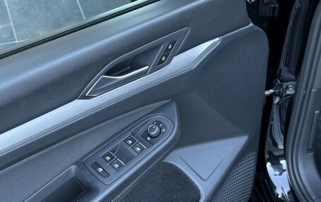 Volkswagen Golf VIII, 2020 год, 2 280 000 рублей, 10 фотография