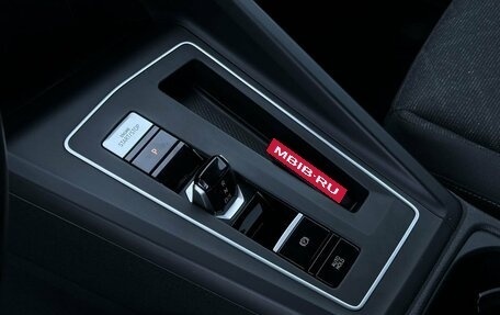 Volkswagen Golf VIII, 2020 год, 2 280 000 рублей, 13 фотография
