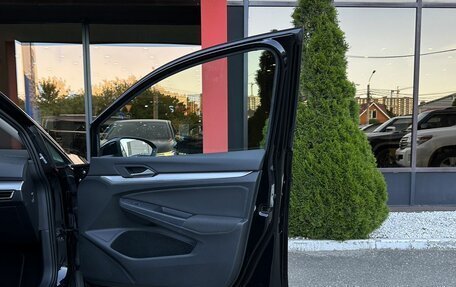 Volkswagen Golf VIII, 2020 год, 2 280 000 рублей, 24 фотография