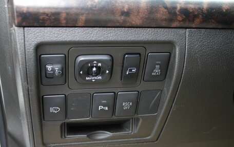 Toyota Land Cruiser 200, 2011 год, 2 950 000 рублей, 13 фотография