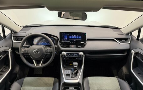 Toyota RAV4, 2025 год, 4 090 000 рублей, 12 фотография