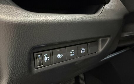 Toyota RAV4, 2025 год, 4 090 000 рублей, 14 фотография