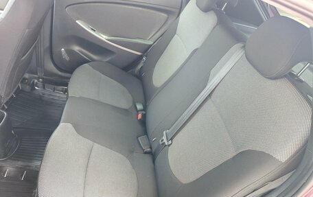 Hyundai Solaris II рестайлинг, 2011 год, 745 000 рублей, 12 фотография