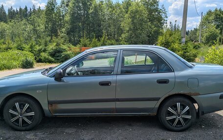 Mitsubishi Carisma I, 2002 год, 225 000 рублей, 4 фотография