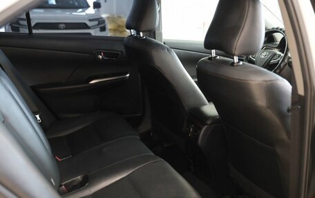 Toyota Camry, 2017 год, 2 600 000 рублей, 19 фотография