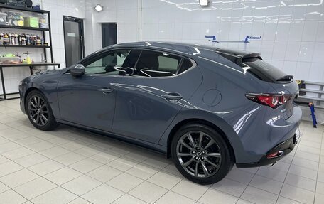 Mazda 3, 2021 год, 1 990 000 рублей, 4 фотография