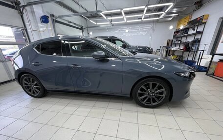 Mazda 3, 2021 год, 1 990 000 рублей, 6 фотография