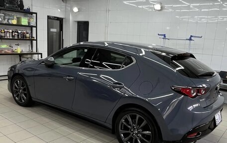 Mazda 3, 2021 год, 1 990 000 рублей, 14 фотография
