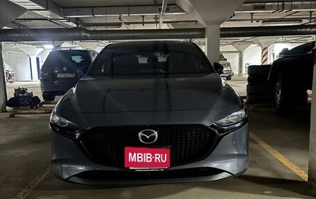 Mazda 3, 2021 год, 1 990 000 рублей, 9 фотография