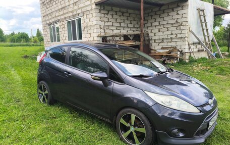 Ford Fiesta, 2008 год, 550 000 рублей, 3 фотография