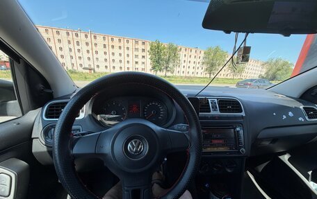 Volkswagen Polo VI (EU Market), 2013 год, 1 000 000 рублей, 2 фотография