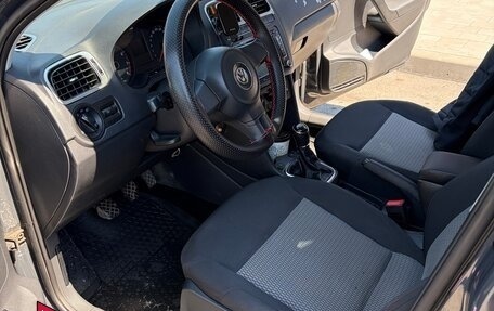 Volkswagen Polo VI (EU Market), 2013 год, 1 000 000 рублей, 16 фотография