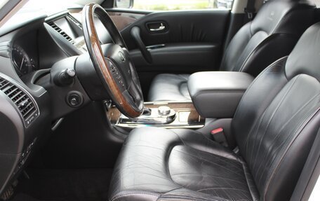 Infiniti QX56, 2011 год, 2 490 000 рублей, 10 фотография