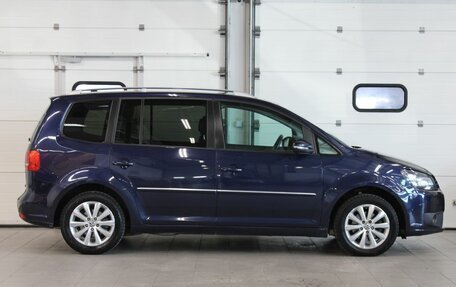 Volkswagen Touran III, 2012 год, 1 087 000 рублей, 4 фотография