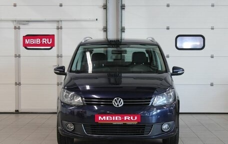 Volkswagen Touran III, 2012 год, 1 087 000 рублей, 2 фотография