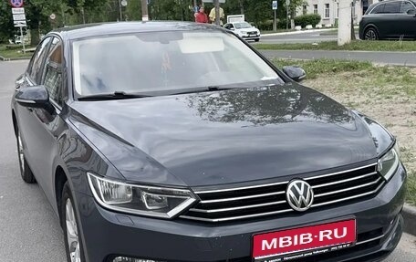 Volkswagen Passat B8 рестайлинг, 2017 год, 2 450 000 рублей, 1 фотография