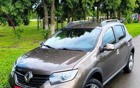 Renault Sandero II рестайлинг, 2021 год, 1 600 000 рублей, 1 фотография