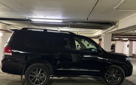 Toyota Land Cruiser 200, 2011 год, 3 990 000 рублей, 4 фотография