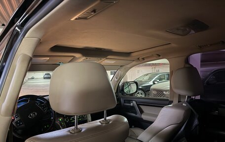Toyota Land Cruiser 200, 2011 год, 3 990 000 рублей, 11 фотография