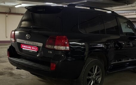 Toyota Land Cruiser 200, 2011 год, 3 990 000 рублей, 6 фотография