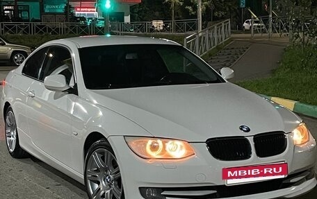 BMW 3 серия, 2010 год, 1 090 000 рублей, 4 фотография