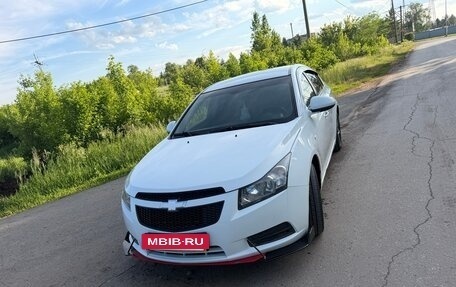 Chevrolet Cruze II, 2012 год, 670 000 рублей, 3 фотография
