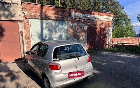 Toyota Vitz, 2001 год, 280 000 рублей, 3 фотография