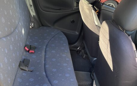 Toyota Vitz, 2001 год, 280 000 рублей, 11 фотография
